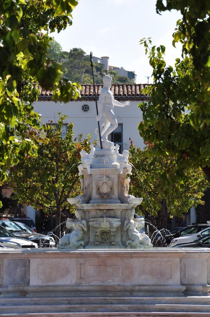 Neptune Fountain Malaga Cove Plaza
